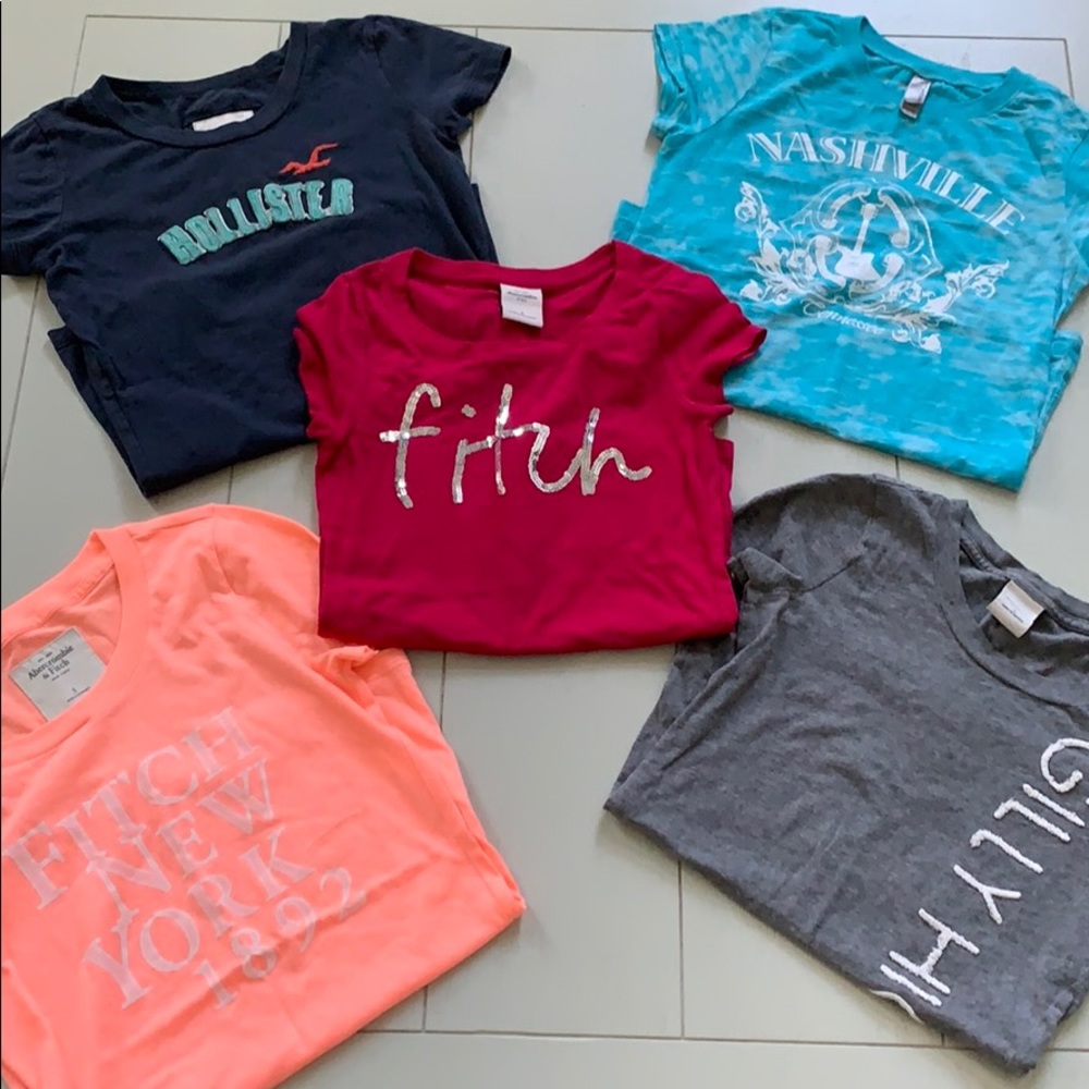 Girls size small tee shirts